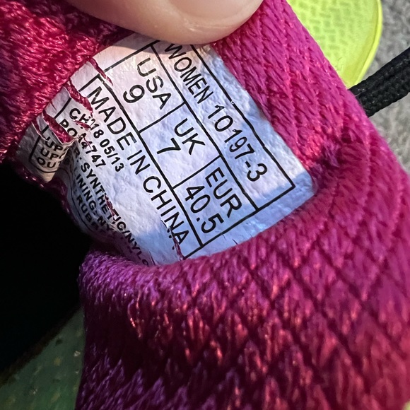 Saucony Kinvara 4 size 9 - Picture 3 of 4